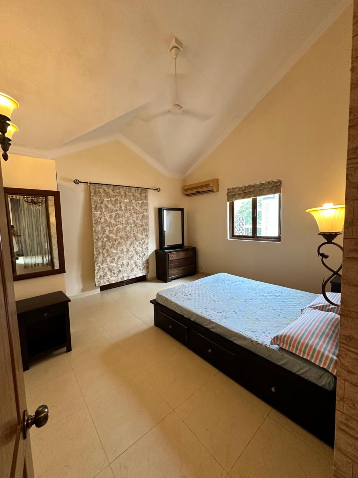 Riviera Hermitage Anjuna Esterno foto